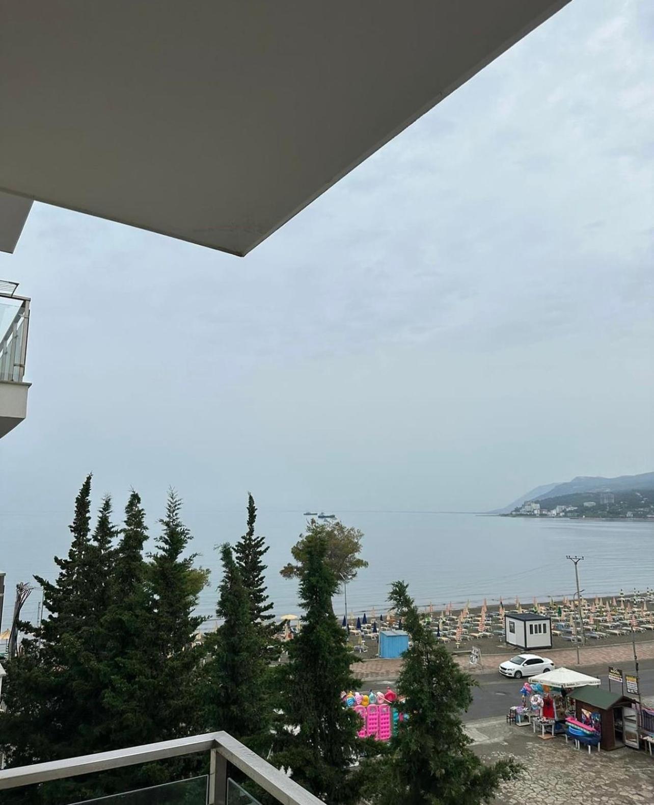 Shëngjin Deluxe Apartments With Balcony מראה חיצוני תמונה