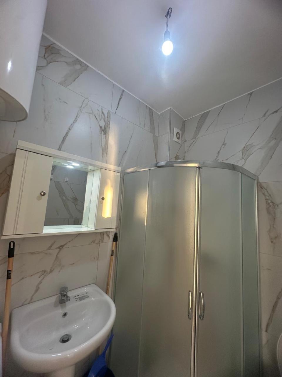 Shëngjin Deluxe Apartments With Balcony מראה חיצוני תמונה